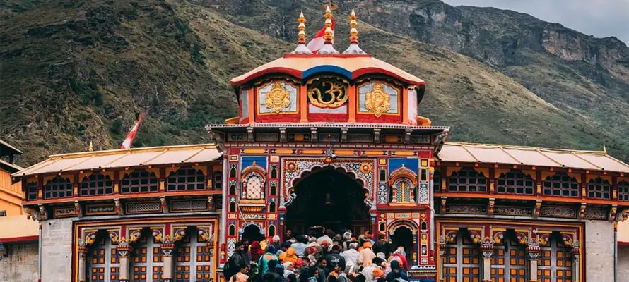 Badrinath Temple -Dazonn Travels