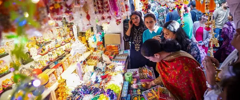 What to Buy at Diwali Markets