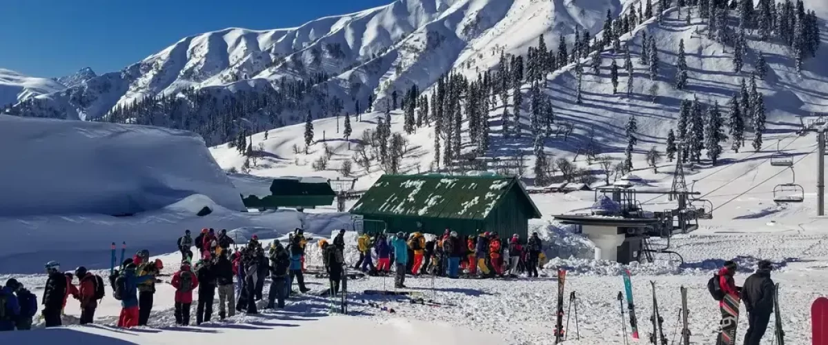 Gulmarg – A White Christmas Adventure